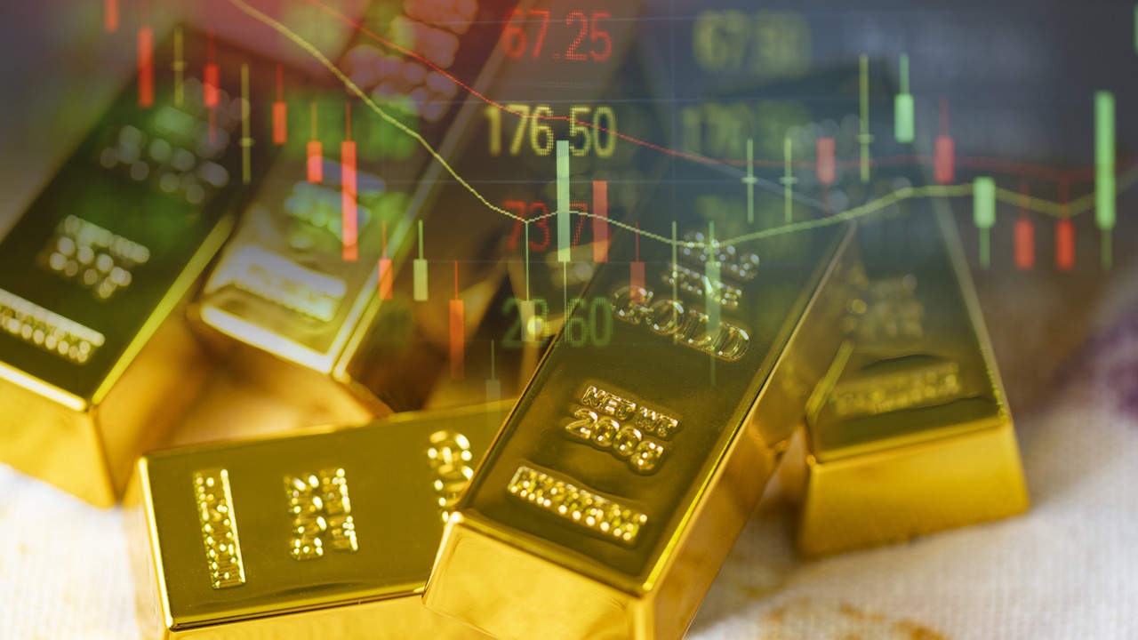 Banyak Investor Saat Ini yang Mengamankan Uangnya dengan Emas, Yuk Pahami Dulu Risiko Investasi Emas Berikut Ini!